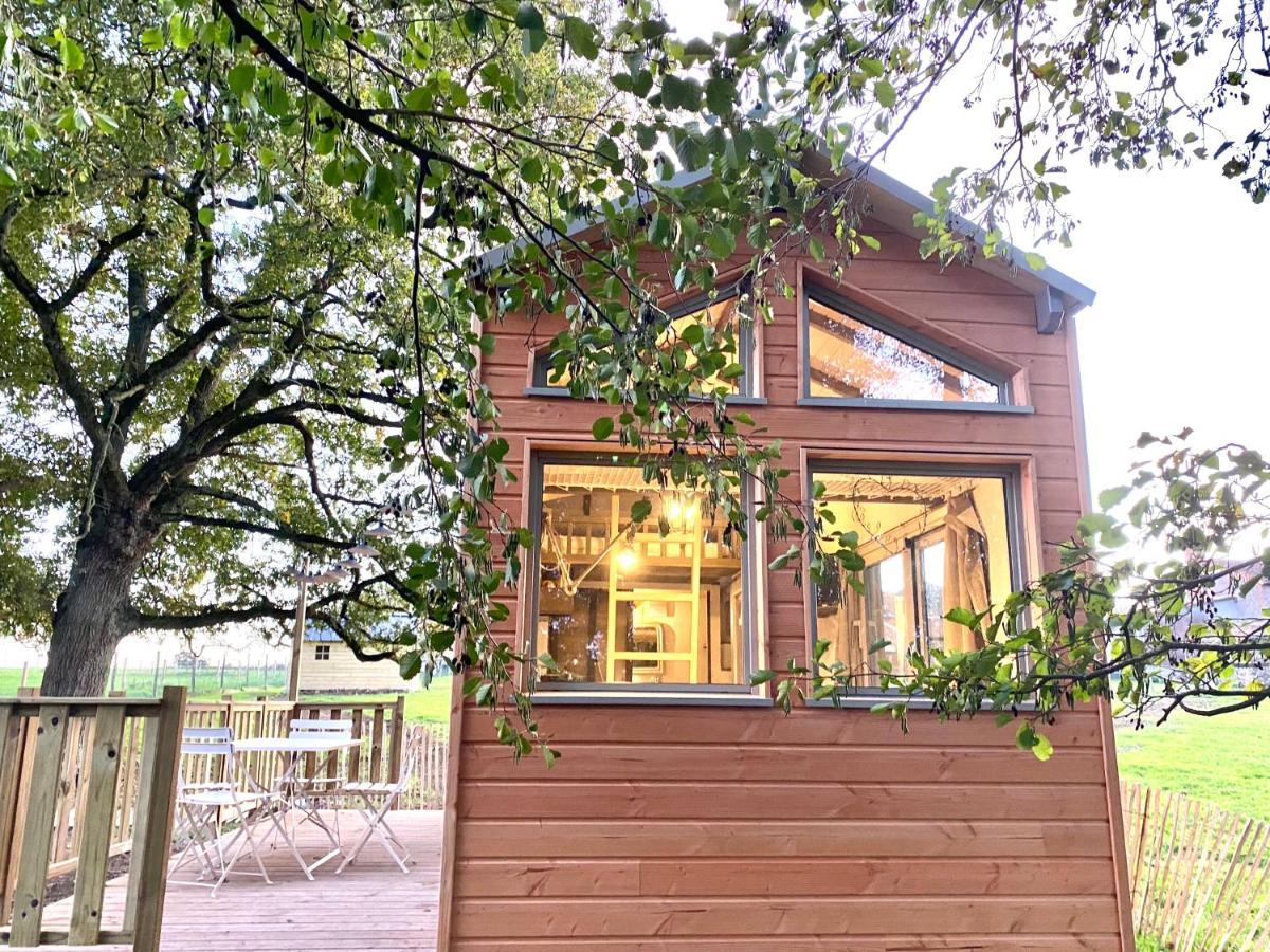 Jolie Tiny House Sous Les Grands Arbres Villa Cholet Luaran gambar